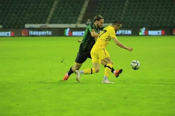 İstanbulspor: 2-1