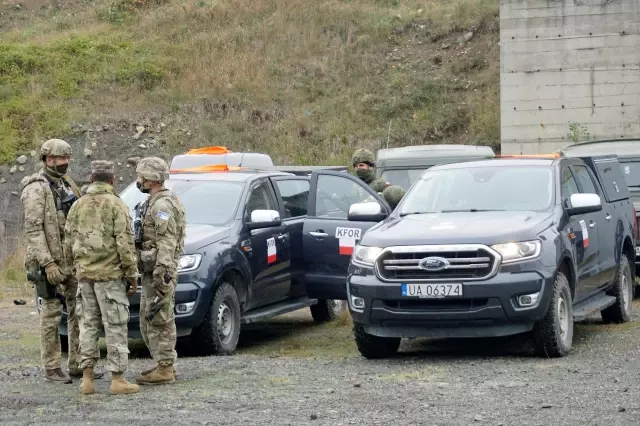 Kosova ve Sırbistan, plaka krizini sonlandıran anlaşma gereği birliklerini geri çekti