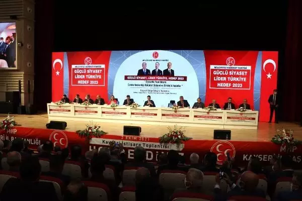 MHP'li Özdemir: Hem CHP hem İP, Türkiye için milli güvenlik tehdidi