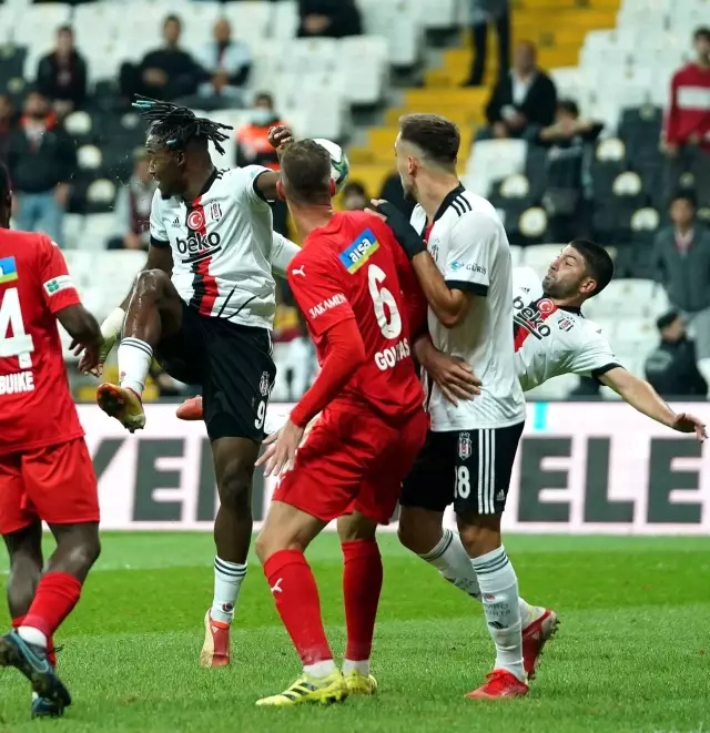 Süper Lig: Beşiktaş: 2 - DG Sivasspor: 1 (Maç sonucu)
