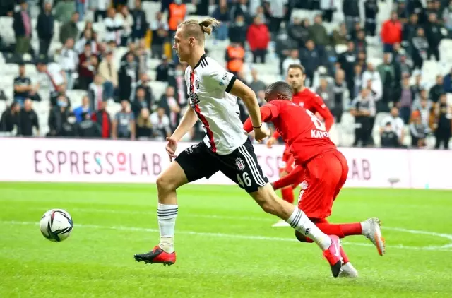 Süper Lig: Beşiktaş: 2 - DG Sivasspor: 1 (Maç sonucu)