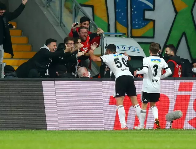 Süper Lig: Beşiktaş: 2 - DG Sivasspor: 1 (Maç sonucu)