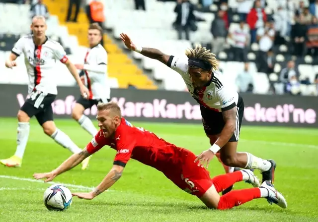 Süper Lig: Beşiktaş: 2 - DG Sivasspor: 1 (Maç sonucu)