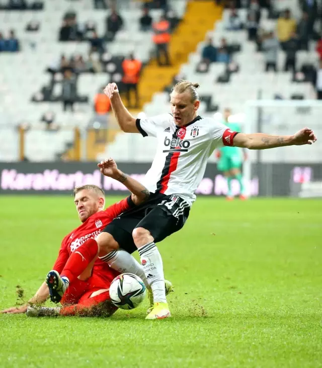 Süper Lig: Beşiktaş: 2 - DG Sivasspor: 1 (Maç sonucu)