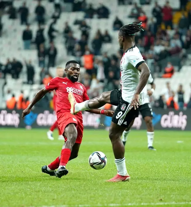 Süper Lig: Beşiktaş: 2 - DG Sivasspor: 1 (Maç sonucu)