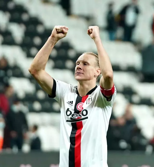 Süper Lig: Beşiktaş: 2 - DG Sivasspor: 1 (Maç sonucu)