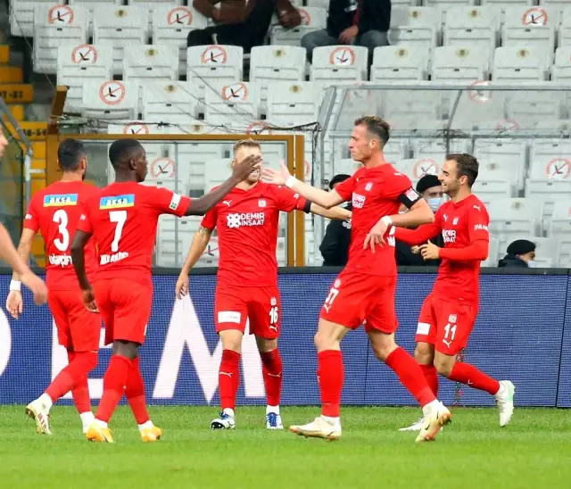 Süper Lig: Beşiktaş: 2 - DG Sivasspor: 1 (Maç sonucu)