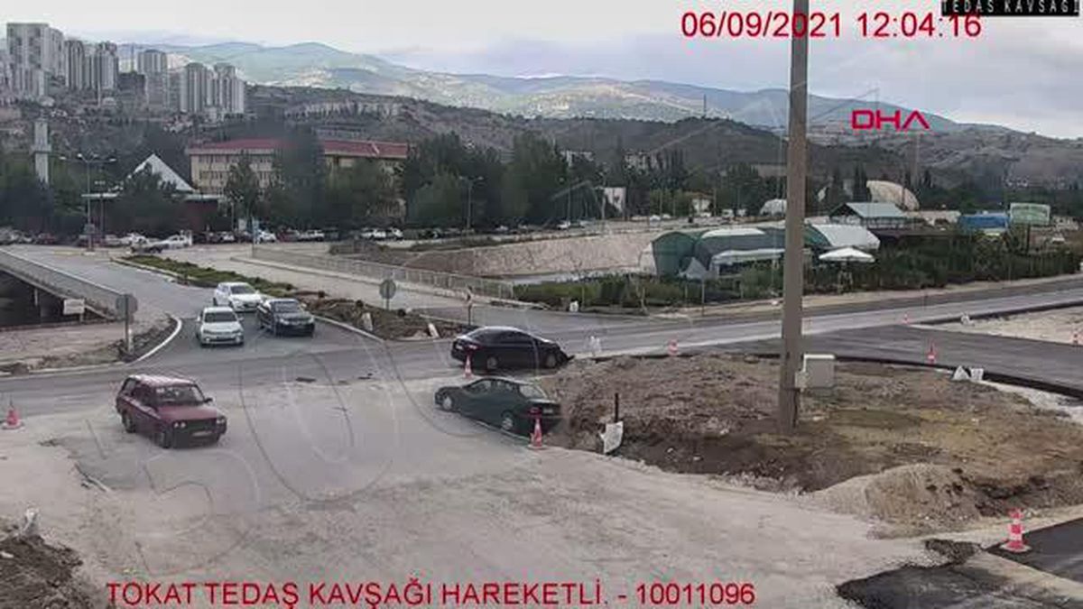 TOKAT'TA AYNI KAVŞAKTA BİR AYDA 19 KAZA
