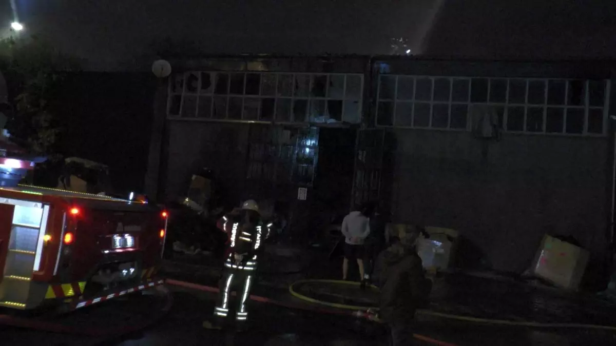 Ümraniye İMES Sanayi Sitesi'nde korkutan yangın