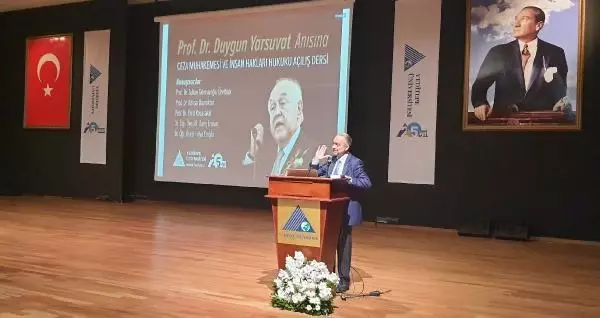 Vakıf üniversitesinde ilk ders Prof. Dr. Duygun Yarsuvat anısına