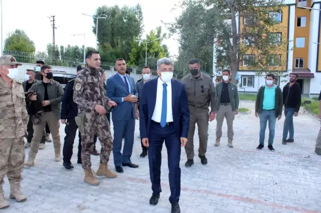 Vali Bilmez emniyet lojmanlarında incelemelerde bulundu