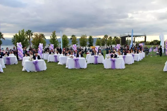 Kocaeli'de 50 Roman çiftin nikahı kıyıldı