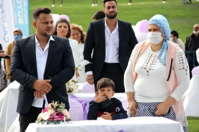 Kocaeli'de 50 Roman çiftin nikahı kıyıldı