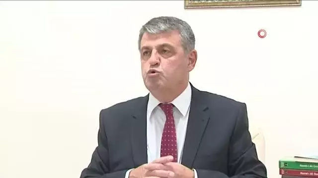 Alp Er Tunga'nın mezarının yerini bulduğunu sav eden Prof. Dr. Necati Demir: "Eldeki kaynakları kullanarak mezarın yerini tespit ettim"