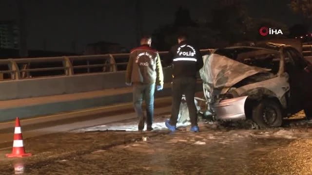 Son dakika haber | Ankara'da üst geçidin ayağına çarpıp yanan otomobilin sürücüsü hayatını kaybetti
