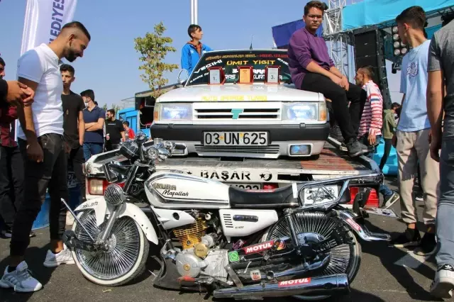 Elazığ'da 'Modifiyeli Araç ve Motosiklet Festivali' renkli görüntülere sahne oldu