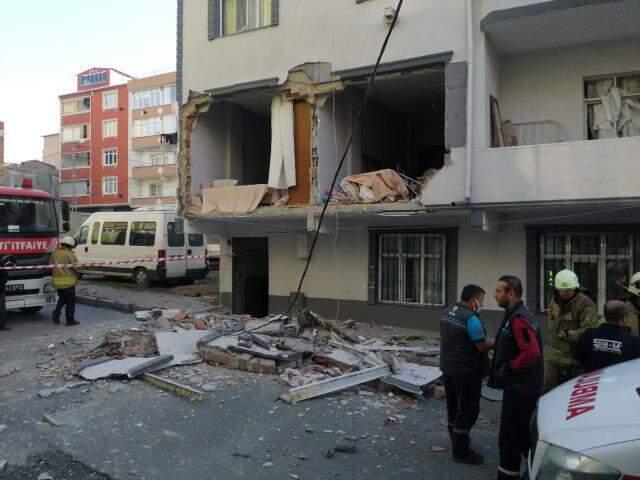 İstanbul'da bir apartmanda patlama! Yaralılar hastaneye sevk edildi