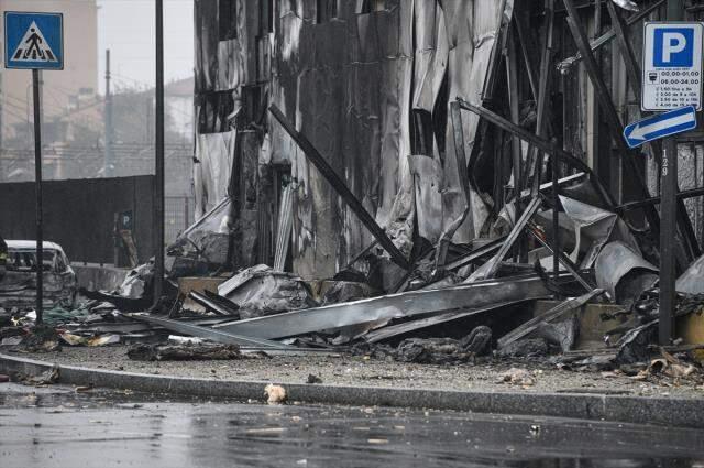 İtalya'da düşen küçük uçakta 8 kişi öldü