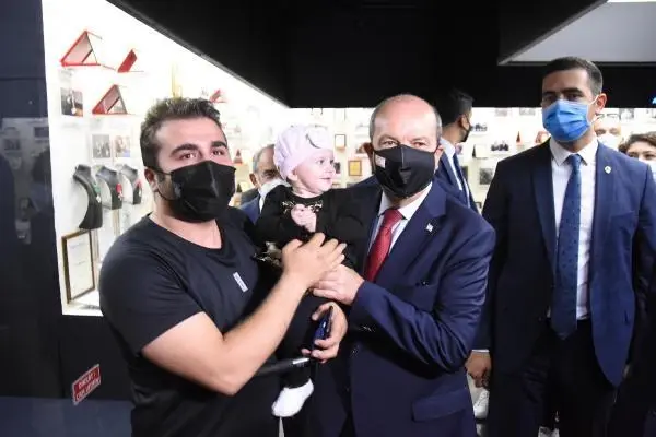 KKTC CUMHURBAŞKANI TATAR: KIBRIS'IN YUNANİSTAN'A BAĞLANMASINA ASLA GEÇİT VERMEYECEĞİZ