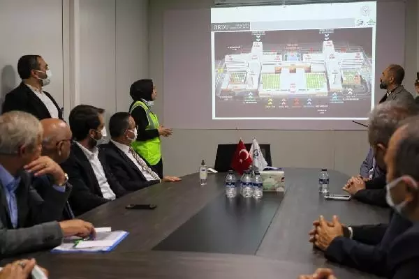 AK Parti Genel Başkanvekili Kurtulmuş, Ordu Şehir Hastanesi inşaatını inceledi