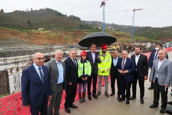 AK Parti Genel Başkanvekili Kurtulmuş, Ordu Şehir Hastanesi inşaatını inceledi