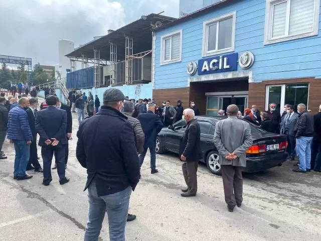 MHP kafilesini taşıyan midibüs devrildi: 2 ölü, 19 yaralı