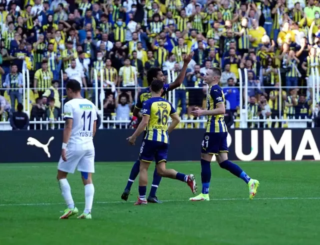 Süper Lig: Fenerbahçe: 2 - Kasımpaşa: 1 (Maç sonucu)
