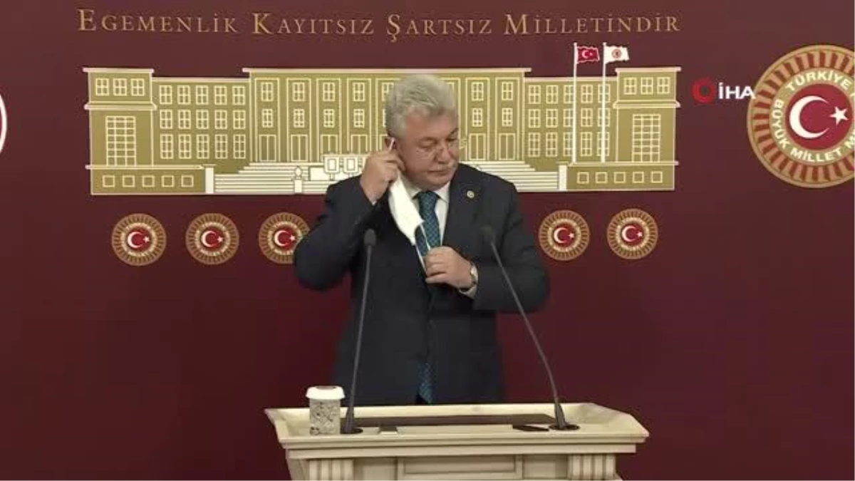 AK Parti'li Akbaşoğlu: "Demokratik ihtilallerle Türkiye'de her sorunu aştık"