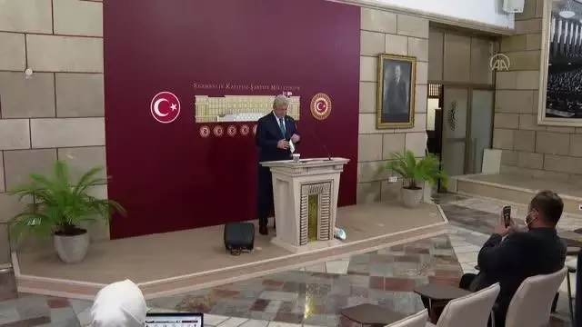 Akbaşoğlu: "Millet İttifakı bileşenleri, kendilerine daha üst bir akılla verilen misyonları ifa etmeye çalışıyor"