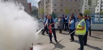 Yakutiye: Erzurum'da belediye personeline iş sağlığı ve iş güvenliği eğitimleri veriliyor Yakutiye: Erzurum'da belediye personeline iş sağlığı ve iş güvenliği eğitimleri veriliyor