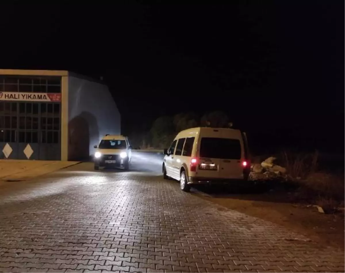 Kavga ettiği 2 kardeşi bıçakla yaraladı