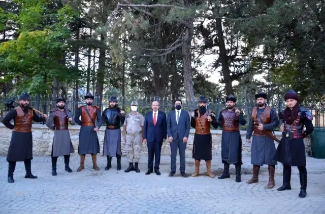 KKTC Cumhurbaşkanı Tatar'dan Ertuğrul Gazi Türbesi'ne ziyaret
