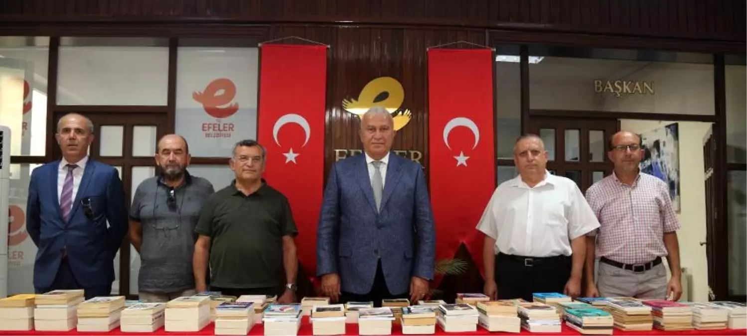 Liste Geri GÜNCEL EFELER BELEDİYESİ'NE YÜZLERCE KİTAP BAĞIŞLANDI