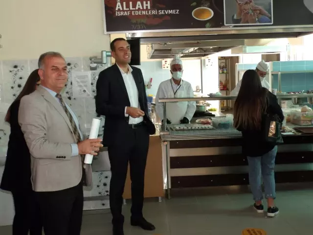 Adilcevaz Kaymakamı Demir, ziyaretlerini sürdürüyor