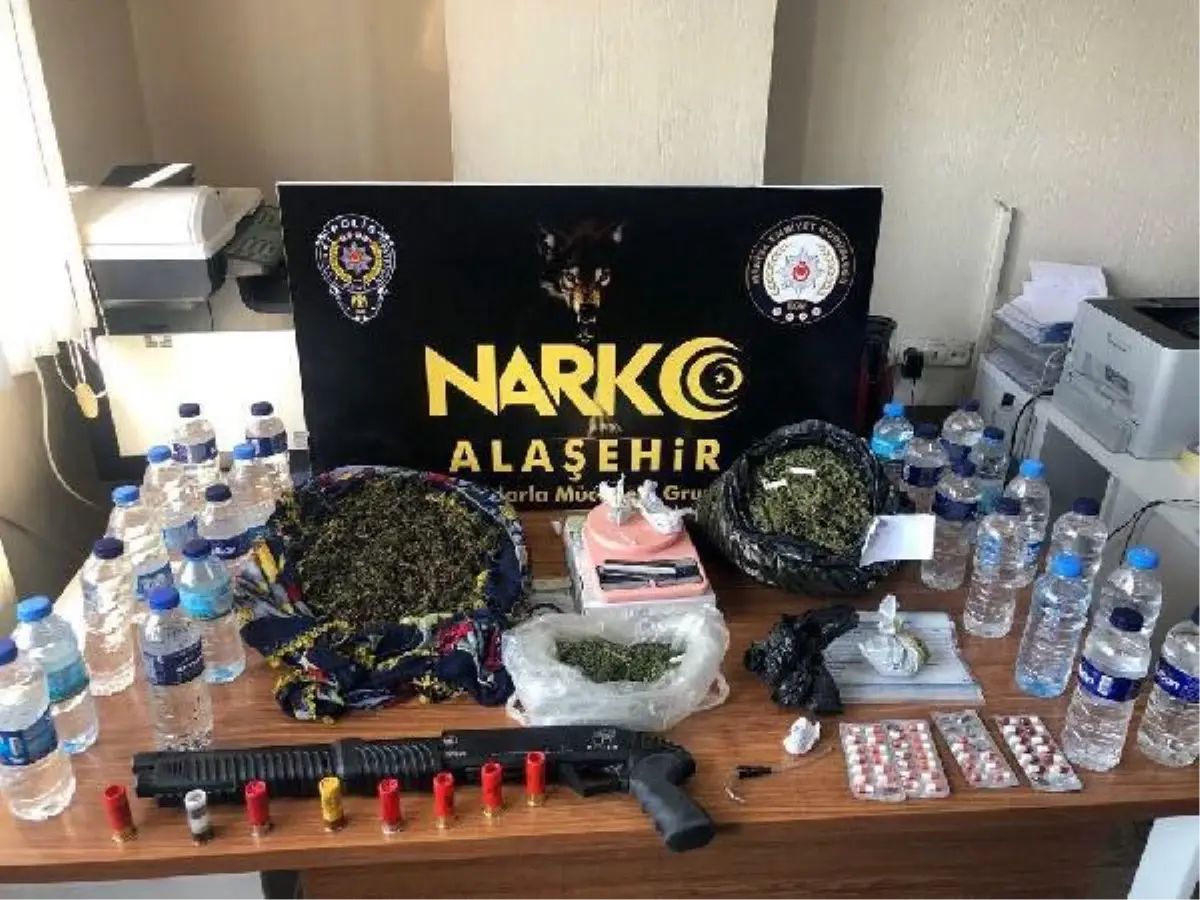 Alaşehir'de uyuşturucu operasyonu: 12 gözaltı