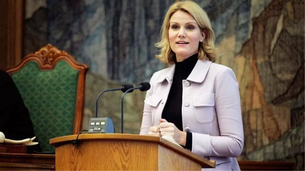 Eski Danimarka Başbakanı'ndan, eski Fransa Cumhurbaşkanı için şok iddia: Masanın altından kalçama dokundu