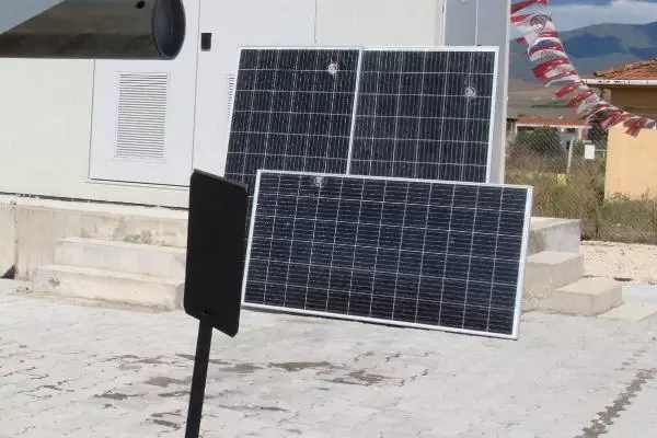GÜNEŞ PANELLERİNE 20 GÜNDE 3 YORGUN MERMİ İSABET ETTİ