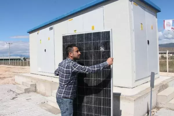 GÜNEŞ PANELLERİNE 20 GÜNDE 3 YORGUN MERMİ İSABET ETTİ