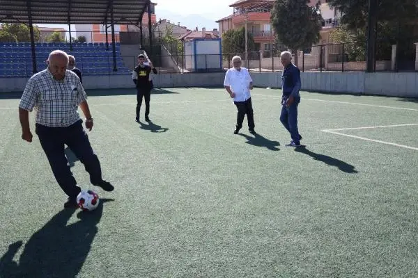 Şampiyon mahalle takımı yarım asır sonra buluştu
