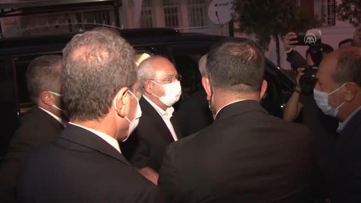 CHP Genel Başkanı Kılıçdaroğlu, Ağbaba'ya taziye ziyaretinde bulundu (2)