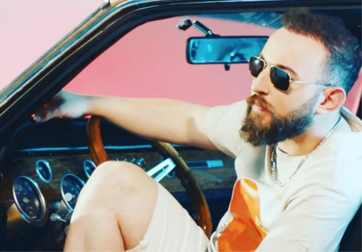 İlkay Selçuk kimdir, hangi tür müzik yapıyor?