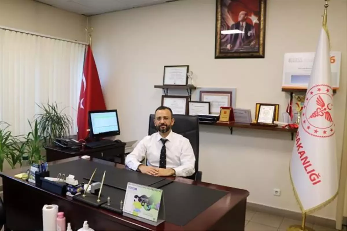 İzzet Baysal Köroğlu Devlet Hastanesi Başhekimi Dr. Öğretim Üyesi Mehmet Coşgun İl Müftümüz Ali Rıza Tahiroğlu'nu Ziyaret Etti.
