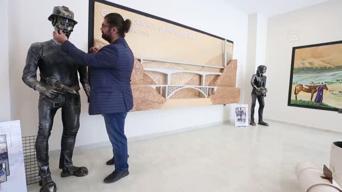 Kömürhan Köprüsü'nün inşaat atıkları sanat eserine dönüştü (2)