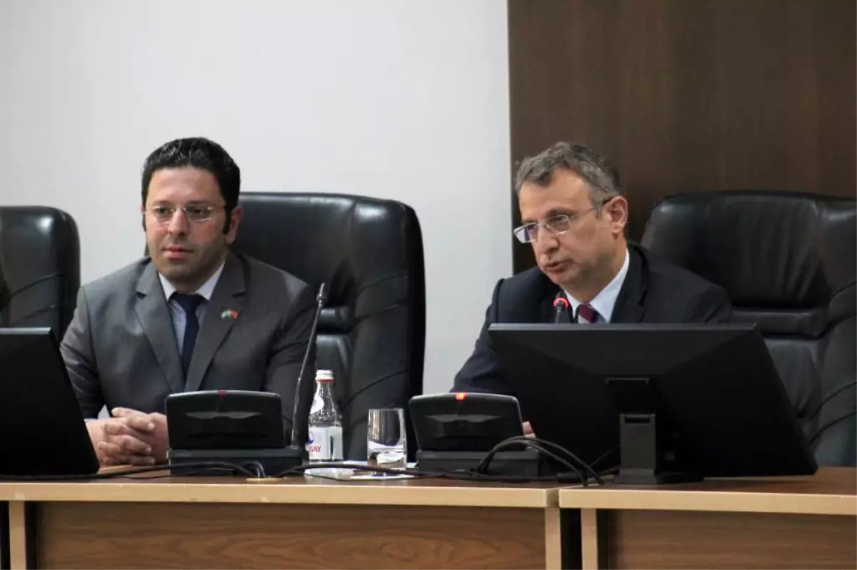 Rektör Vekili Prof. Dr. Cengiz Tomar Üniversitemiz Öğrencileri ile Bir Araya Geldi