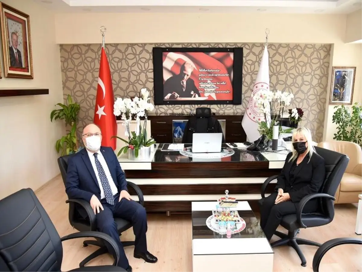 Vali Mustafa Tutulmaz, İl Milli Eğitim Müdürü Züleyha Aldoğan ile Sanayi ve Teknoloji İl Müdürü Yaşar Karaman'ı Ziyaret Etti