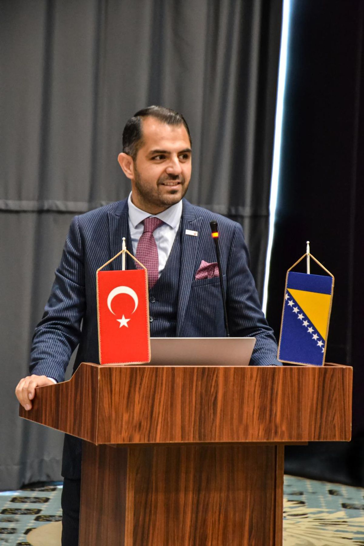 Anıl Ulaş Övençoğlu: Şoförlükten gayrimenkul danışmanlığına, hayatın her evresini gördüm