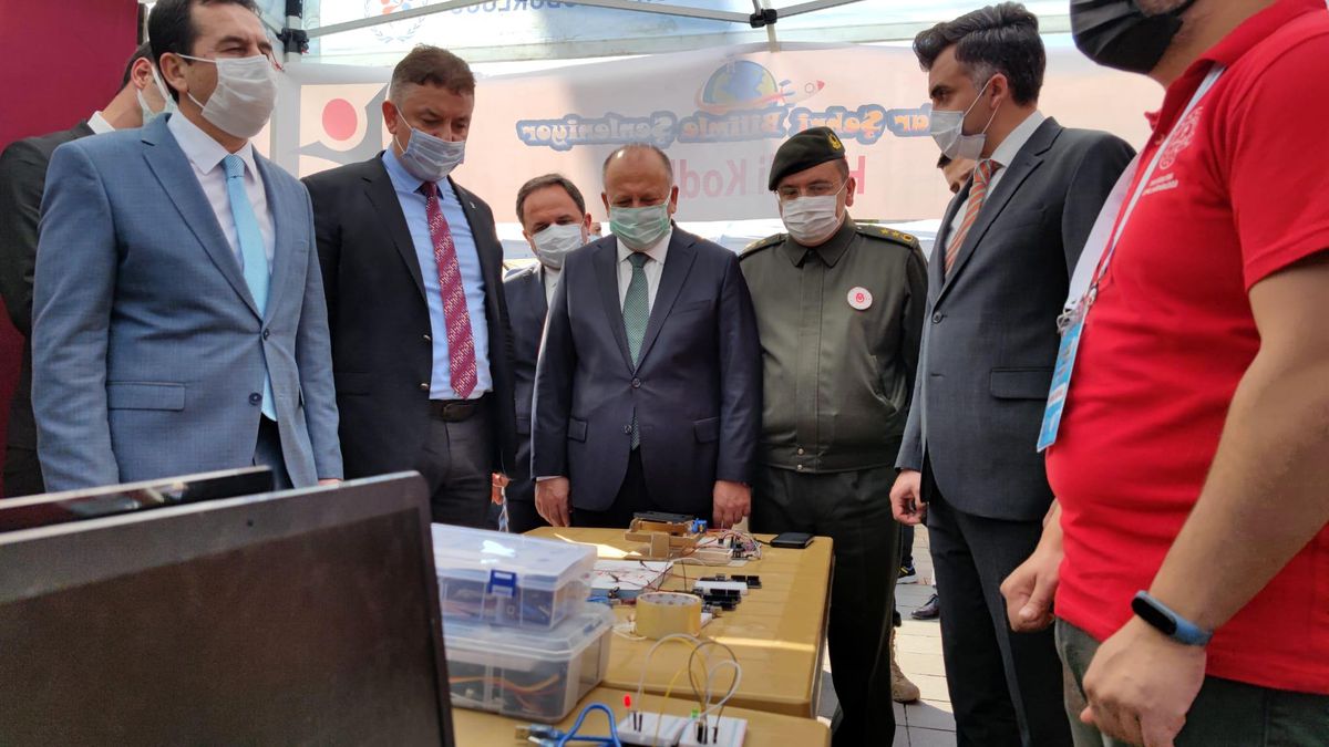 KADILAR ŞEHRİ BİLİM İLE ŞENLENİYOR