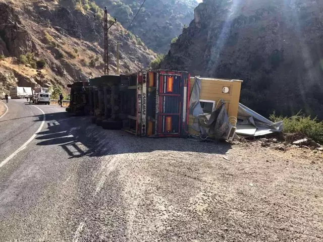 Şemdinli'de trafik kazası: 1 ölü