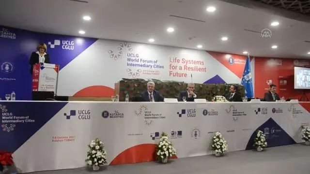 2. Dünya Aracı Şehirler Forumu 86 ülkeden katılımla sona erdi