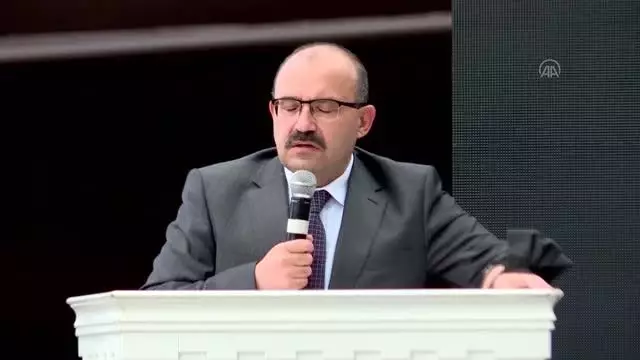 7 milyon dolara imal edilen balıkçı gemisi denize indirildi